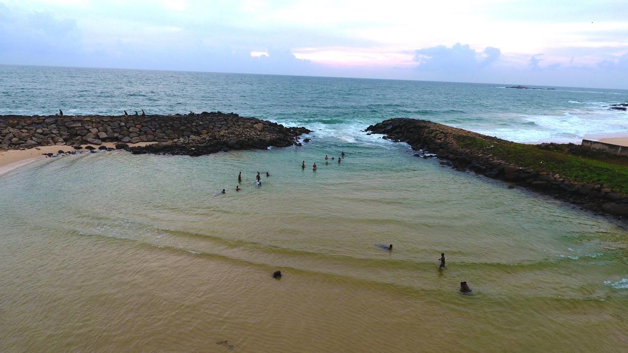 أمبالانغودا New Shangrela Beach Resort المظهر الخارجي الصورة