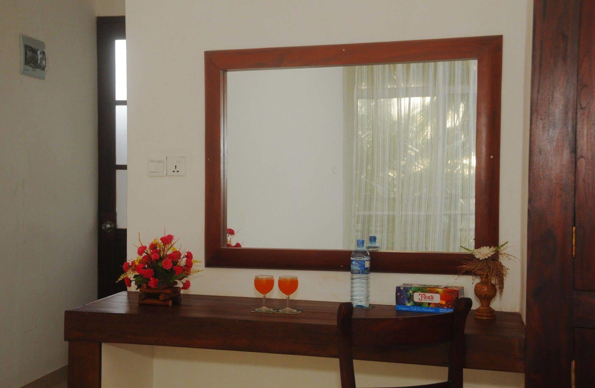 أمبالانغودا New Shangrela Beach Resort المظهر الخارجي الصورة