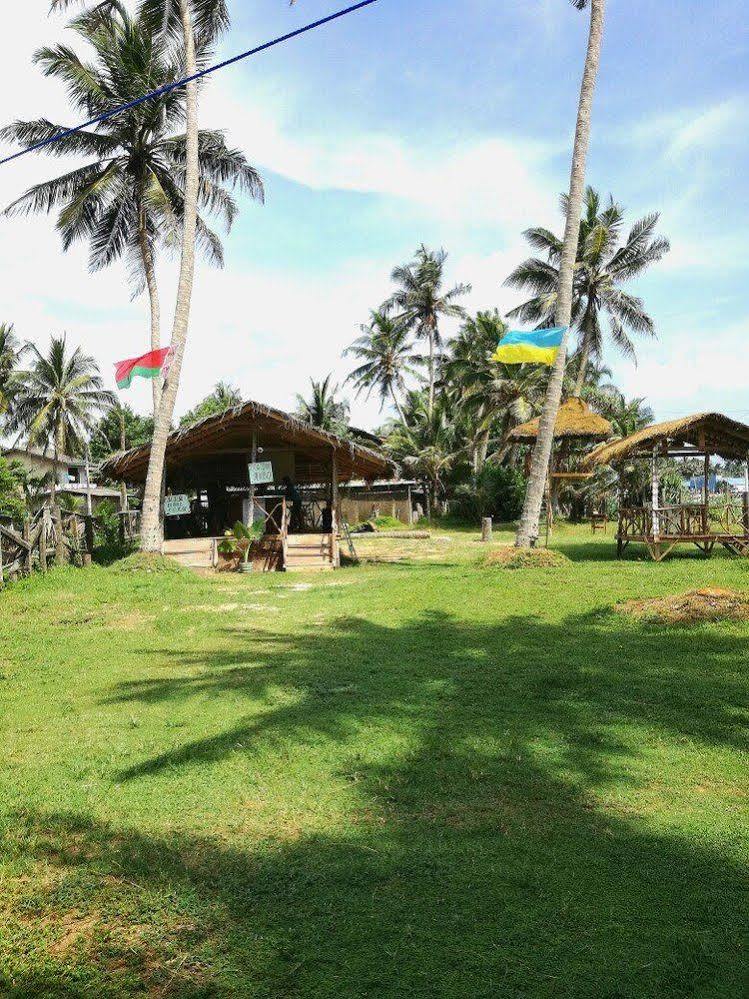 أمبالانغودا New Shangrela Beach Resort المظهر الخارجي الصورة